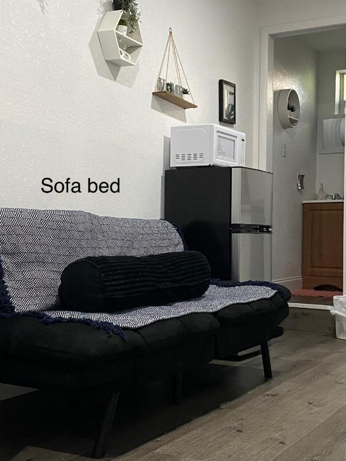 Tiny Place W Private Hot Jacuzzi 7 Min To Miami International Airport Exteriör bild