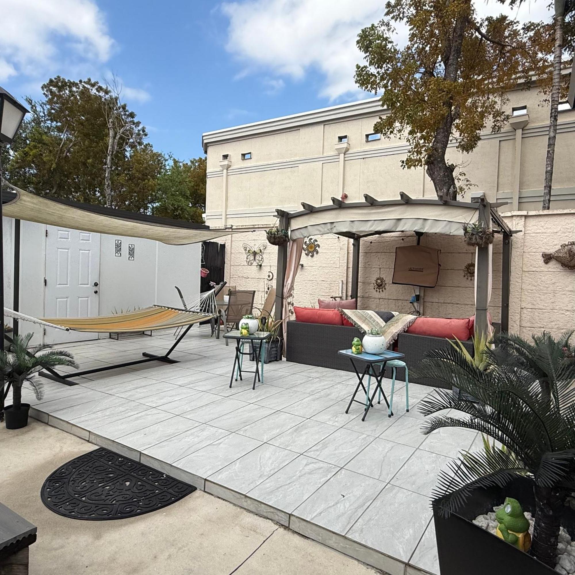 Tiny Place W Private Hot Jacuzzi 7 Min To Miami International Airport Exteriör bild