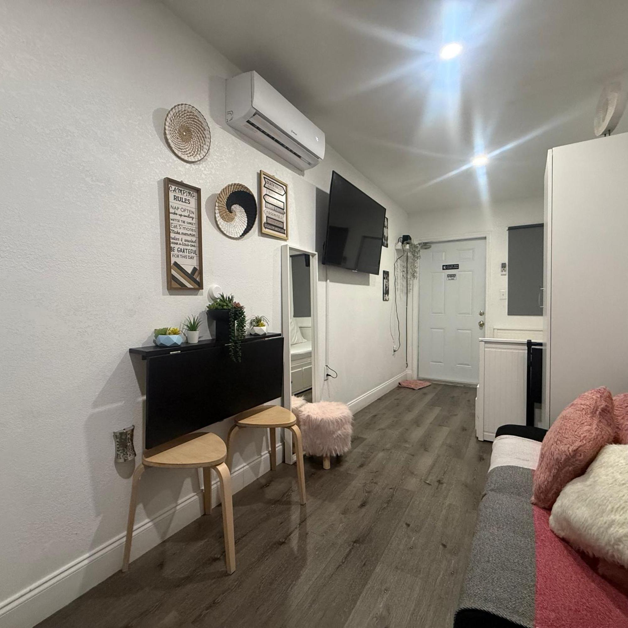 Tiny Place W Private Hot Jacuzzi 7 Min To Miami International Airport Exteriör bild